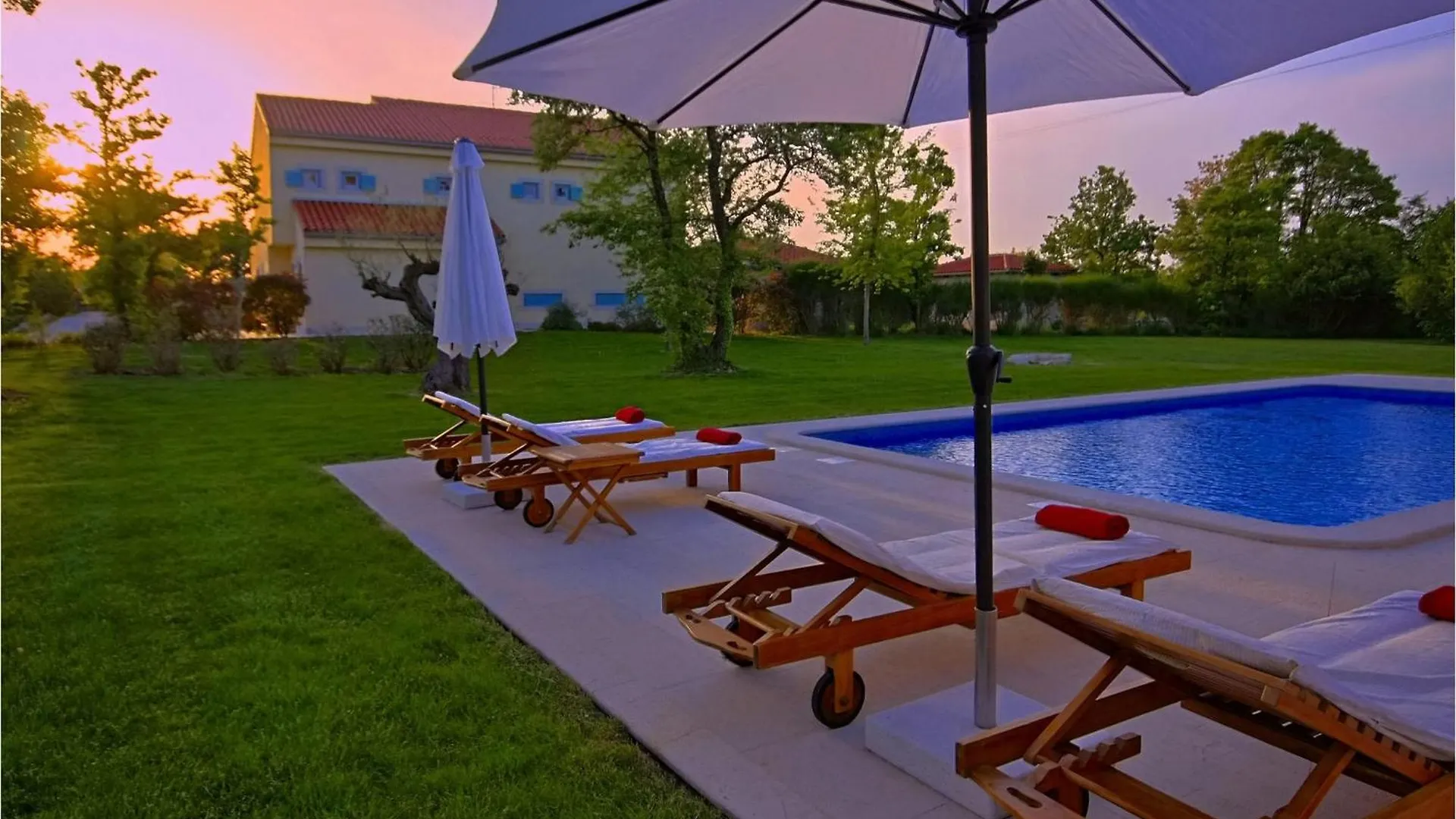 Villa Mirna Butkovići 0*,